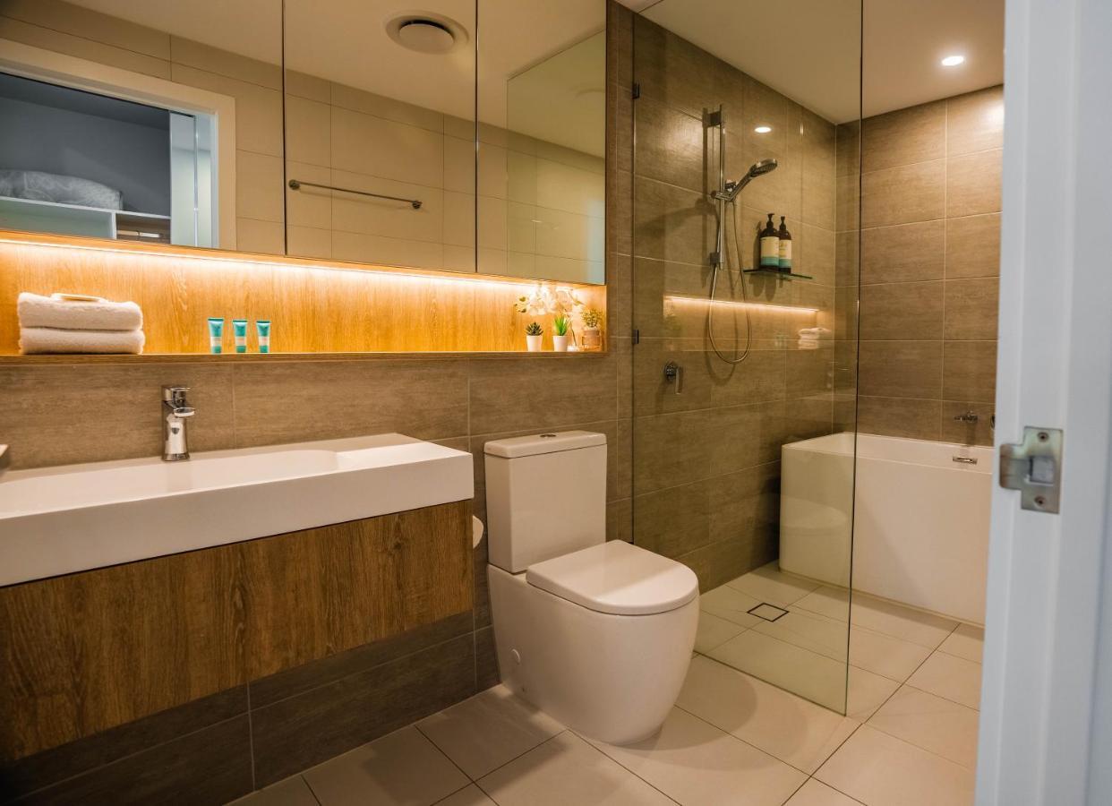 2 Bedroom Luxurious Family Apartment Next To Pacific Fair - Broadbeach Gold Coast Gc22 Ngoại thất bức ảnh