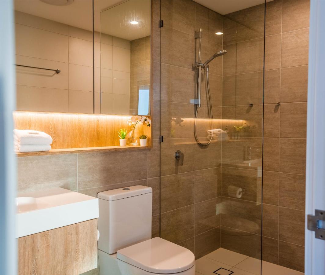 2 Bedroom Luxurious Family Apartment Next To Pacific Fair - Broadbeach Gold Coast Gc22 Ngoại thất bức ảnh